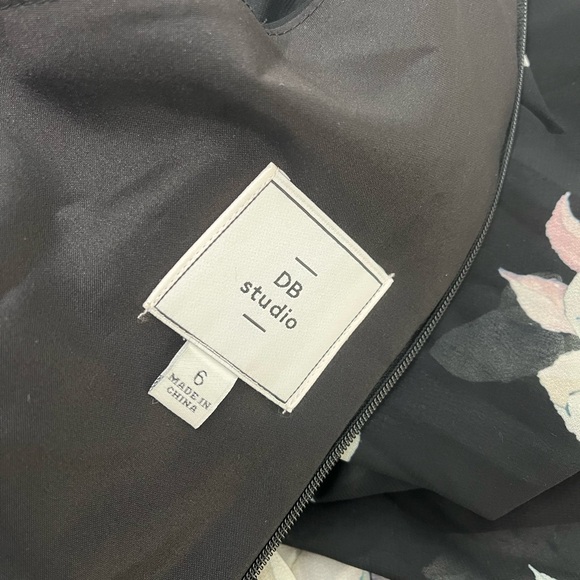 DB STUDIO Printed Chiffon Halter A-Line with Illusion Detail - Picture 6 of 8